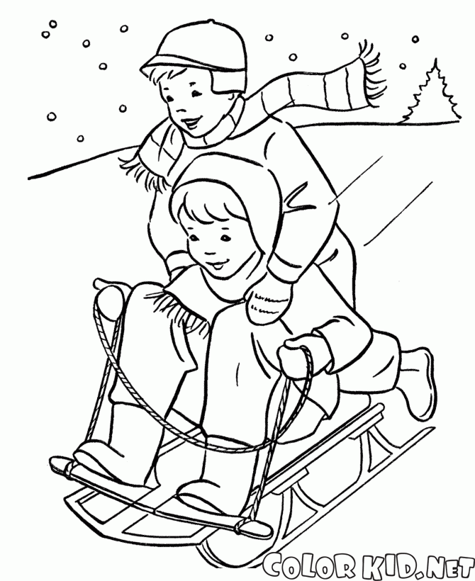 Crianças que sledding
