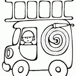 Bombeiro em um carro especial