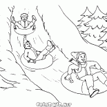 Deslizando de um monte nevado